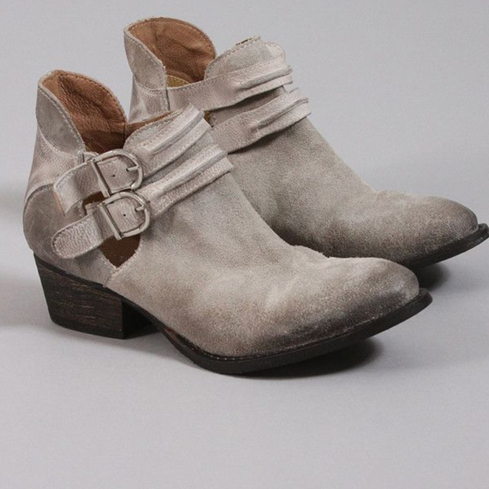 Rebels "Calista" bootie - Picture 2 of 6